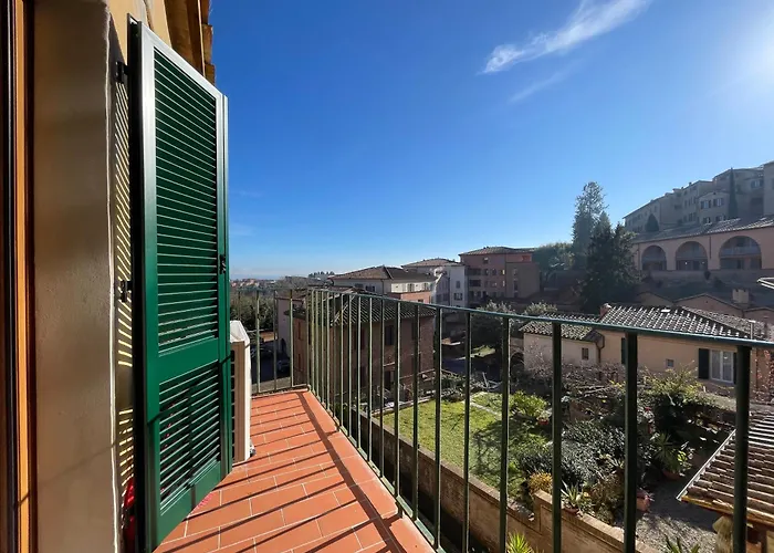 Zia Lella Near Piazza Del Campo * 시에나