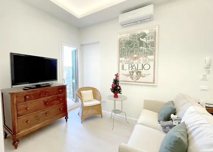 Zia Lella Near Piazza Del Campo Apartment