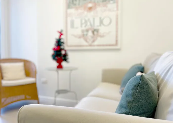 Zia Lella Near Piazza Del Campo *